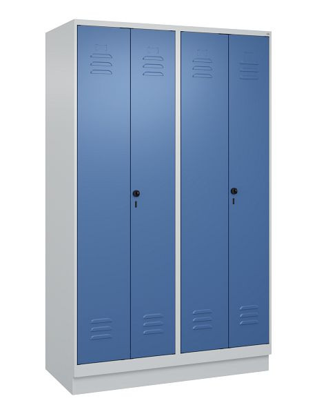 C+P Umkleidespind Classic PLUS, Doppel-Spind, Sockel, 4 Abteile, 1950x1200x500mm, 7035/5023, Drehriegel, 080022-40P S10005