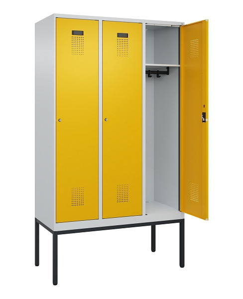 C+P Spind Evolo PLUS, Gestell, 3 Abteile, 2120x1200x500mm, 7035/1004, Verschluss Zylinderschloss, Ablageböden 3, 0490307-32 S10027