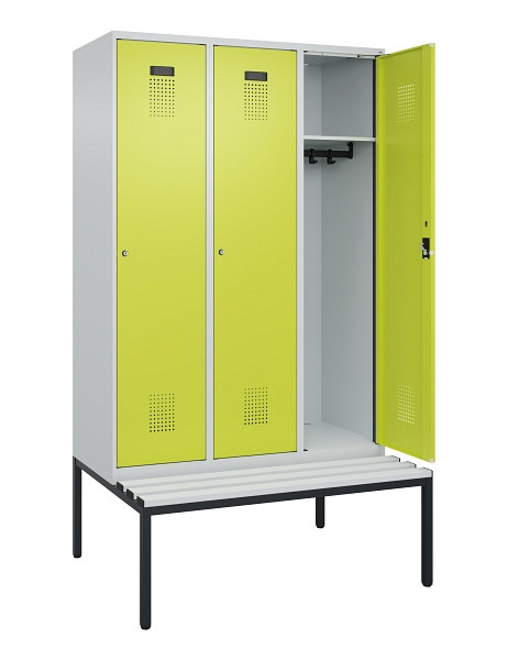 C+P Spind Evolo PLUS, 3 Abteile, 2120x1200x815mm, 7035/0024, Haken 4, Zylinderschloss, Sitzfläche Kunststoff, Sitzbank, 0490507-32 S10096