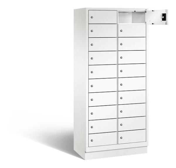 C+P Schließfachschrank Evolo, H1800xB810xT500mm, Farbe: Verkehrsweiß, mit Steckdosenleiste, 48020-2210 S10179
