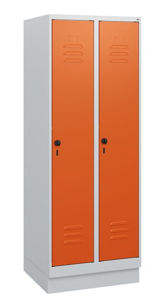 C+P Umkleidespind Classic PLUS, Sockel, 2 Abteile, 1630x600x500mm, 7035/2004, Drehriegel, 0800205-20 S10030