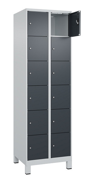 C+P Schließfachschrank Evolo PLUS, mit Füßen, 12 Fächer, 1950x600x500mm, 7035/7, Frontfarbe RAL 7016 Anthrazitgrau, 049010-206 S10012