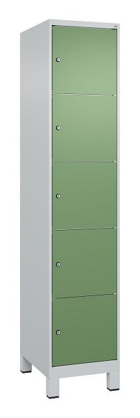 C+P Schließfachschrank Classic PLUS, Füße, 1950x400x500mm, 7035/6011, mit 5 Fächern, 080010-125 S10006