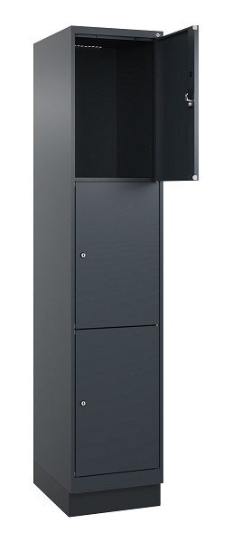 C+P Schließfachschrank Evolo PLUS, mit Sockel, 3 Fächer, 1950x400x500mm, 7016/70, Frontfarbe RAL 7016 Anthrazitgrau, 049020-123 S10016
