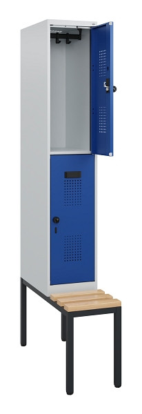 C+P Doppelstöckiger Spind Evolo PLUS, Bank, 2 Fächer, 1950x300x815mm, 7035/5010, Drehriegel, Sitzfläche Buche-Hartholz, Sitzbank, 0493505-10 S10006