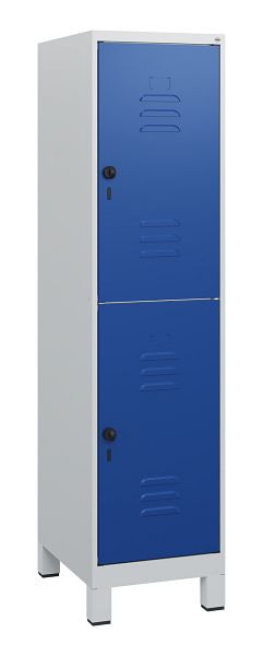 C+P Doppelstöckiger Spind Classic PLUS, Füße, 1630x400x500mm, 7035/5010, Drehriegel, 0803105-12 S10003