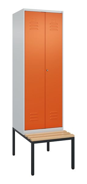 C+P Umkleidespind Classic PLUS SW, 2 Abteile, 2120x600x815mm, 7035/2004, Zylinderschloss, mit untergebauter Sitzbank, Buche-Sitzleisten, 0800527-20 S10090
