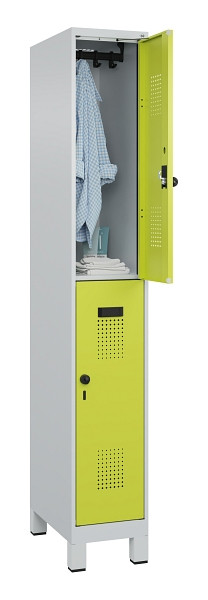 C+P Doppelstöckiger Spind Evolo PLUS, mit Füßen, 2 Fächer, 1950x300x500mm, 7035, Frontfarbe 1108060 RDS Clowngrün, Drehriegel, 049310-10 S10015