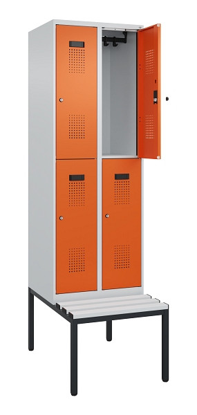 C+P Doppelstock-Spind Evolo PLUS, Bank, 4 Fächer, 2120x600x815mm, 7035/2004, Zylinderschloss, Sitzfläche Kunststoff, Sitzbank, 0493507-20 S10110