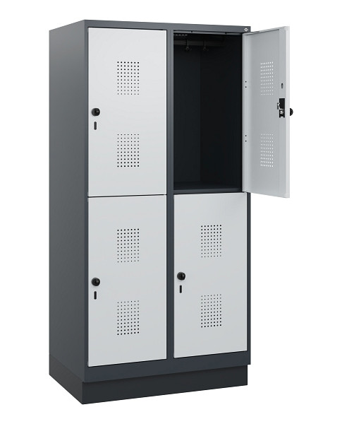 C+P Doppelstöckiger Spind Evolo PLUS, Sockel, 4 Fächer, 1630x800x500mm, 7016/703, Drehriegel, 0493205-22 S10017