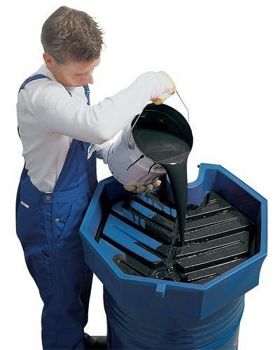 DENIOS Fasstrichter aus Polyethylen (PE), Wabenform, 22 Liter Volumen, mit Adapter, 114881