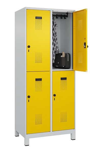 C+P Doppelstöckiger Spind Evolo PLUS, mit Füßen, 4 Fächer, 1950x800x500mm, 7035, Frontfarbe RAL 1023 Verkehrsgelb, Drehriegel, 049310-22 S10001