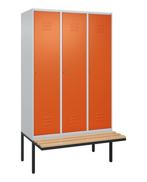 C+P Umkleidespind Classic PLUS, 3 Abteile, 2120x1200x815mm, 7035/2004, Zylinderschlösser, Buche-Sitzleisten, je 2 Doppel-Haken, 0800407-32F S10120