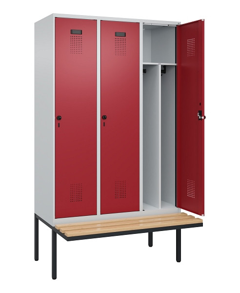 C+P Spind Evolo PLUS, 3 Abteile, 2120x1200x815mm, 7035/3003, Haken 4, Drehriegel, Sitzfläche Holz, Trennwand, 0490407-32F S10004