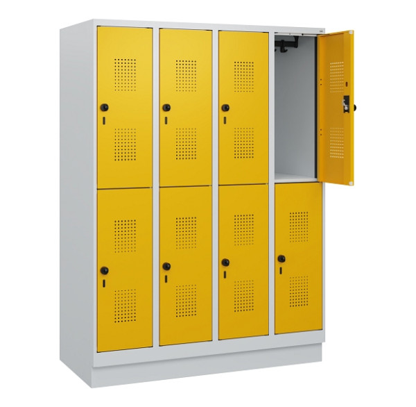 C+P Doppelstöckiger Spind Evolo PLUS, Sockel, 8 Fächer, 1630x1200x500mm, 7035/10, Frontfarbe RAL 1004 Goldgelb, Drehriegel, 0493205-40 S10000