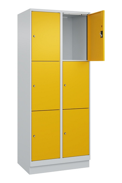 C+P Schließfachschrank Evolo PLUS, mit Sockel, 6 Fächer, 1950x800x500mm, 7035/10, Frontfarbe RAL 1004 Goldgelb, 049020-223 S10000