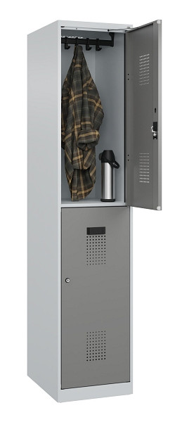 C+P Doppelstöckiger Spind Evolo PLUS, 2 Fächer, 1850x400x500mm, 7035/0004, Zylinderschloss, 049300-12 S10041