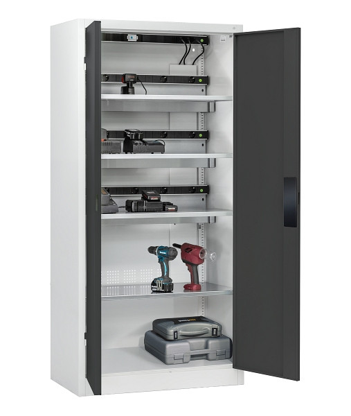 C+P Akkuladeschrank Serie 89, H1950xB930xT500mm, 7035/7016, 3 Elektroböden, 1 Einlegeboden, 8921-05E3 S10026