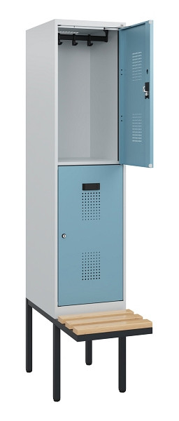 C+P Doppelstock-Spind Evolo PLUS, Bank, 2 Fächer, 1950x400x815mm, 7035/0010, Zylinderschloss, Sitzfläche Buche-Hartholz, 0493405-12 S10035