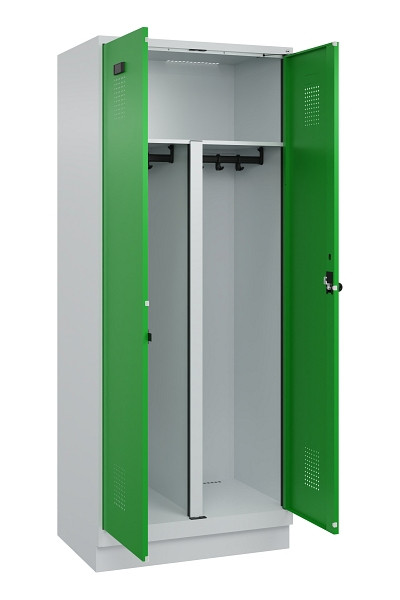 C+P PSA Schwarz-Weiß-Spind Evolo PLUS, mit Sockel, 2 Abteile, 1950x800x500mm, 70, Frontfarbe RAL 6037 Reingrün, Drehriegel, 049022-22P S10011