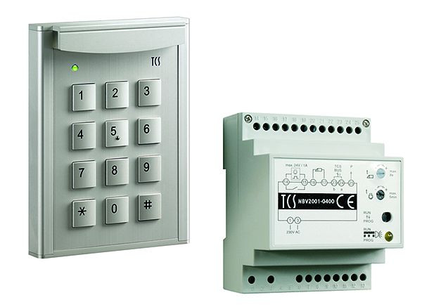 TCS Türkontrollsystem code:pack mit Codeschloss codelock12 für bis zu 10 Zahlencodes, eloxiert silber, Steuergerät BVS20, PZF5000-0010