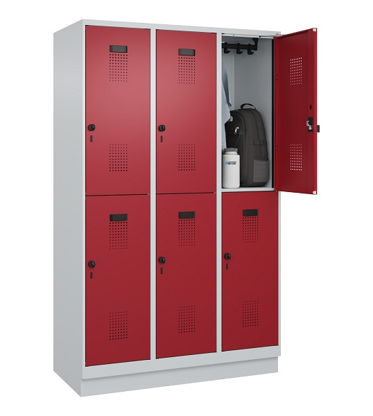 C+P Doppelstöckiger Spind Evolo PLUS, mit Sockel, 6 Fächer, 1950x1200x500mm, 703, Frontfarbe RAL 3003 Rubinrot, Drehriegel, 049320-32 S10004