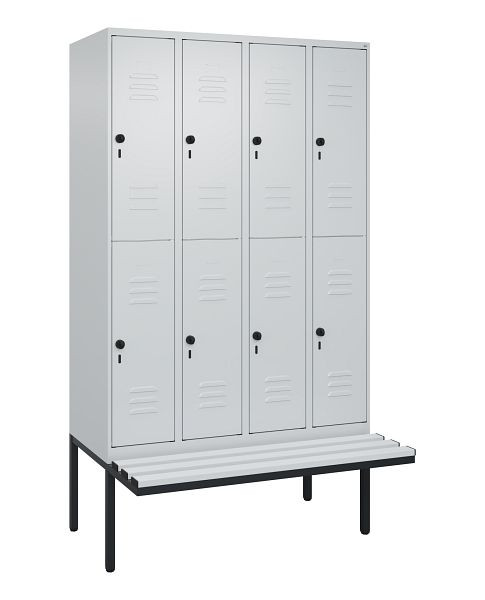 C+P Doppelstöckiger Spind Classic PLUS, 4 Abteile, 2120x1200x815mm, 7035/7035, Drehriegel, mit Untergestell und schwebender Sitzfläche, 0803407-40 S10114