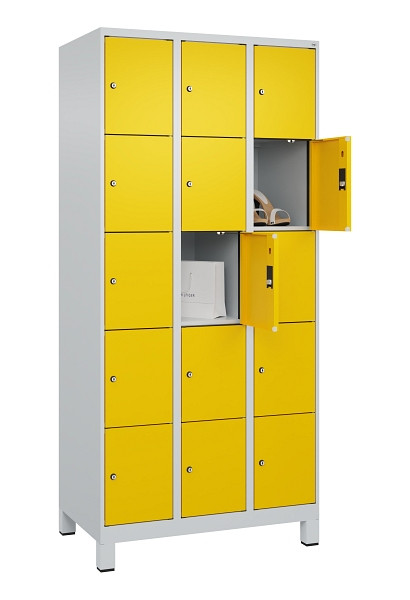 C+P Schließfachschrank Evolo PLUS, mit Füßen, 15 Fächer, 1950x900x500mm, 7035/1, Frontfarbe RAL 1023 Verkehrsgelb, 049010-305 S10001