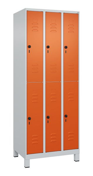 C+P Doppelstöckiger Spind Classic PLUS, Füße, 3 Abteile, 1950x750x500mm, 7035/2004, 080310-39 S10073