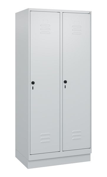 C+P Umkleidespind Classic PLUS, Sockel, 2 Abteile, 1800x800x500mm, 7035/7035, Drehriegel, 0800207-22 S10009