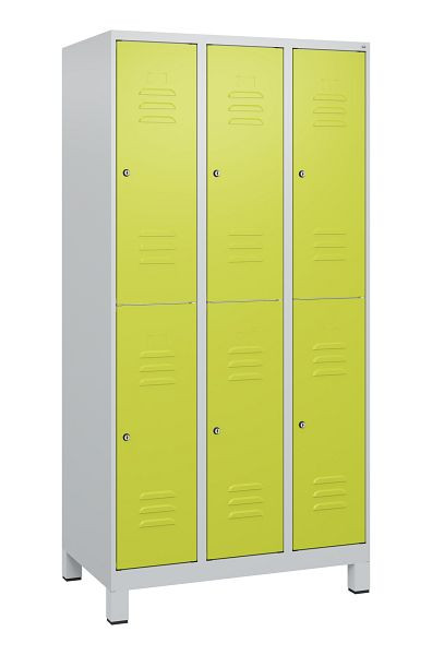 C+P Doppelstöckiger Spind Classic PLUS, Füße, 3 Abteile, 1800x900x500mm, 7035/0024, Zylinderschlösser, 0803107-30 S10025