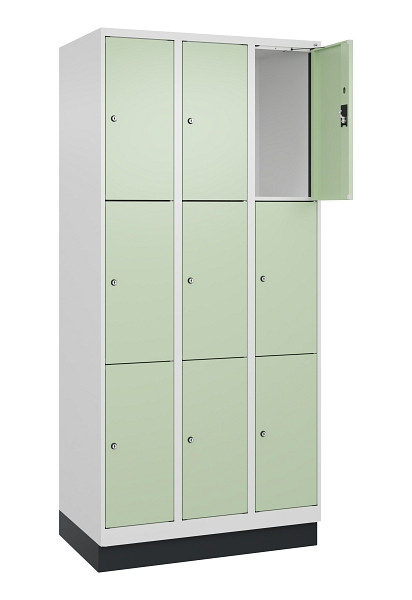 C+P Schließfachschrank Evolo PLUS, mit Sockel, 9 Fächer, 1950x900x500mm, 9016/60, 049020-303 S10019