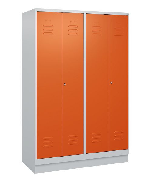 C+P Umkleidespind Classic PLUS SW, Sockel, 4 Abteile, 1800x1200x500mm, 7035/2004, Zylinderschlösser, 0800227-40 S10031