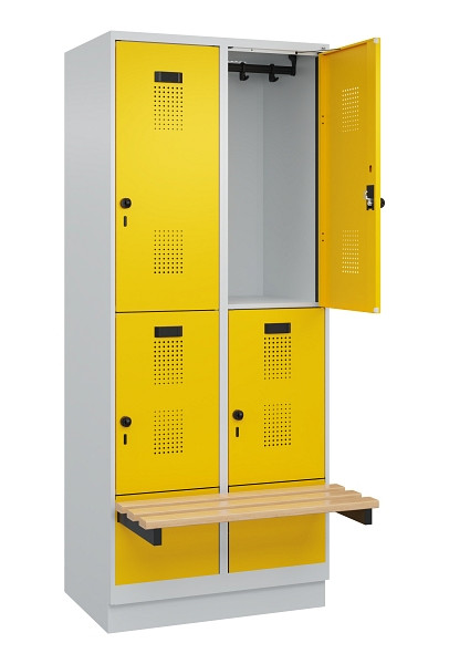C+P Doppelstock-Spind Evolo PLUS, Bank, 4 Fächer, 1950x800x815mm, 7035/1023, Drehriegel, Sitzfläche Buche-Hartholz, mit Sockel, 049340-22 S10001