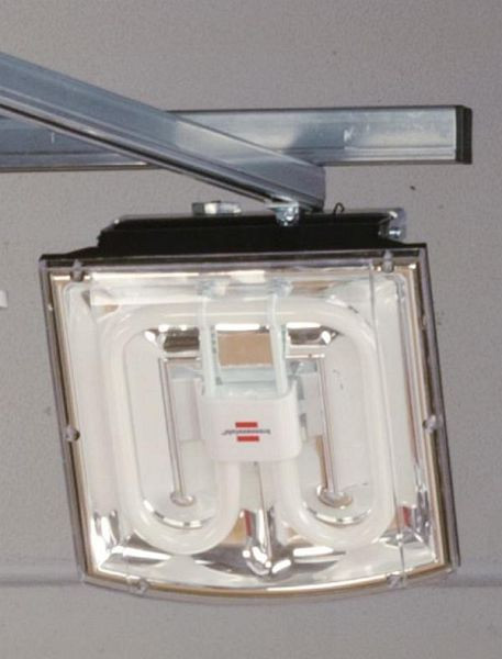 KLW Strahler 38 Watt mit Standfuß und Abdeckung, 274 x 282 x 83 mm, mit Anschlusskabel, AB-LK-S300A-1x38