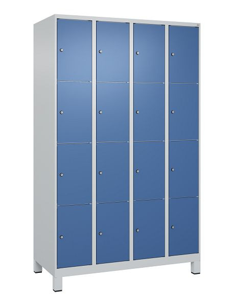 C+P Schließfachschrank Classic PLUS, Füße, 4 Abteile mit je 4 Fächern, 1950x1200x500mm, 7035/5023, 080010-404 S10005