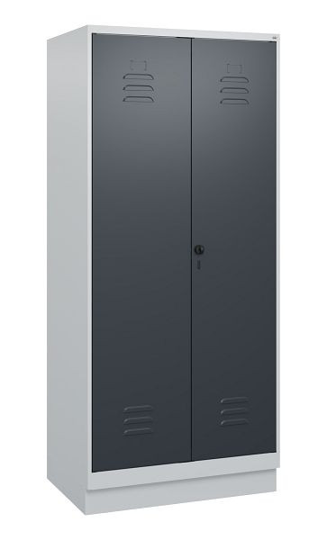 C+P Umkleidespind Classic PLUS, Doppel-Spind, Sockel, 2 Abteile, 1800x800x500mm, 7035/7016, Drehriegel, 0800227-22P S10008