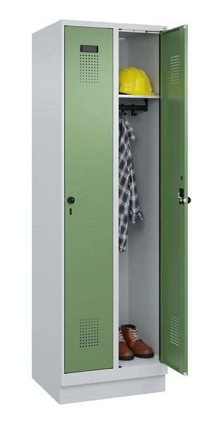 C+P Spind Evolo PLUS, mit Sockel, 2 Abteile, 1950x600x500mm, 7035/6011, Verschluss Drehriegel, Ablageböden 2, 049020-20 S10010