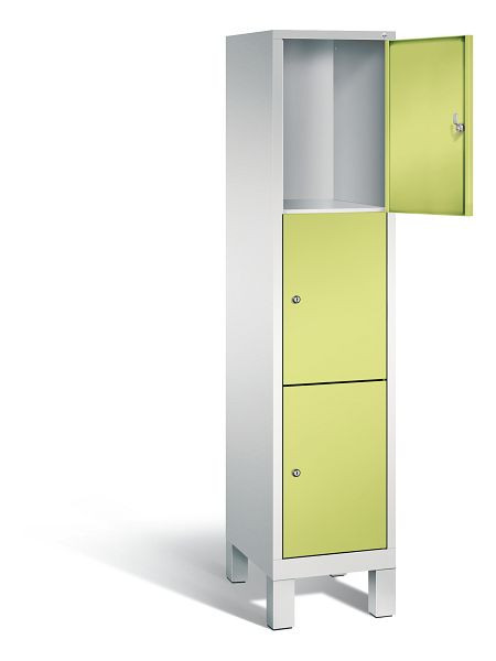 C+P Schließfachschrank Evolo, H1850xB420xT500mm, Farbe: Lichtgrau / Viridingrün, 3 Fächer, 48010-123 S10101