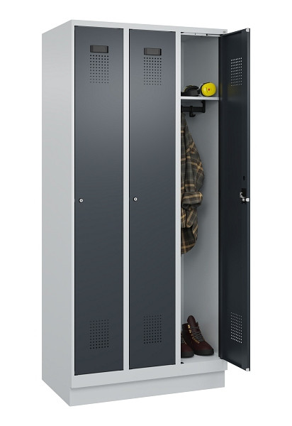 C+P Spind Evolo PLUS, mit Sockel, 3 Abteile, 1950x900x500mm, 7035/7016, Verschluss Zylinderschloss, Ablageböden 3, 049020-30 S10039