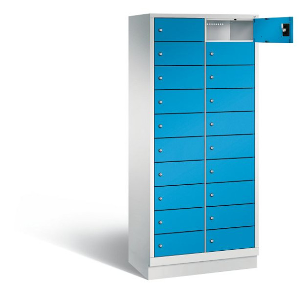 C+P Schließfachschrank Evolo, H1800xB810xT500mm, Farbe: Lichtgrau / Lichtblau, 48020-2210 S10085