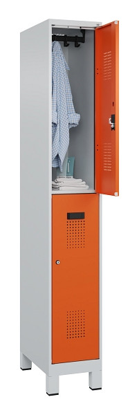 C+P Doppelstöckiger Spind Evolo PLUS, mit Füßen, 2 Fächer, 1950x300x500mm, 7035, Frontfarbe RAL 2004 Reinorange, Zylinderschloss, 049310-10 S10029