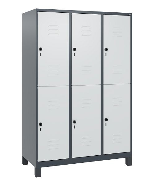 C+P Doppelstöckiger Spind Classic PLUS, Füße, 3 Abteile, 1800x1200x500mm, 7016/7035, Drehriegel, 0803107-32 S10013