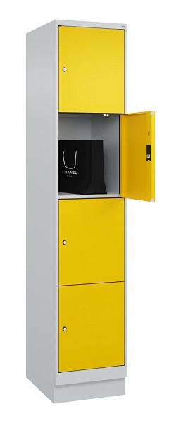 C+P Schließfachschrank Evolo PLUS, mit Sockel, 4 Fächer, 1950x400x500mm, 7035/10, Frontfarbe RAL 1023 Verkehrsgelb, 049020-124 S10001