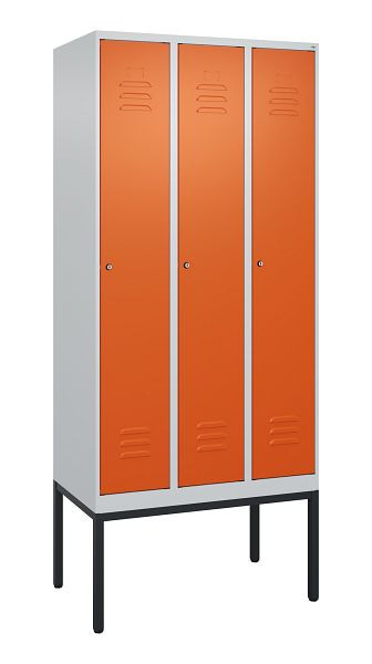 C+P Umkleidespind Classic PLUS mit Mitteltrennwand, Gestell, 3 Abteile, 2120x900x500mm, 7035/2004, Zylinderschlösser, 0800307-30F S10031