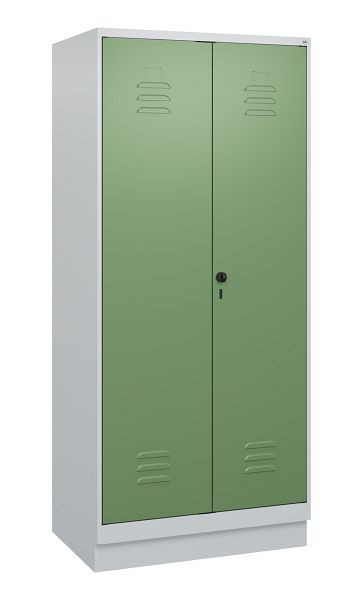 C+P Umkleidespind Classic PLUS SW, Sockel, 2 Abteile, 1800x800x500mm, 7035/6011, Drehriegel, 0800227-22 S10006