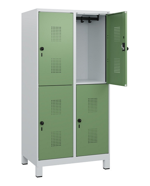 C+P Doppelstöckiger Spind Evolo PLUS, Füße, 4 Fächer, 1630x800x500mm, 7035/6011, Drehriegel, 0493105-22 S10010