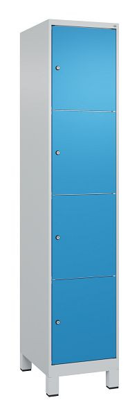 C+P Schließfachschrank Classic PLUS, Füße, 1950x400x500mm, 7035/5012, mit 4 Fächern, 080010-124 S10004