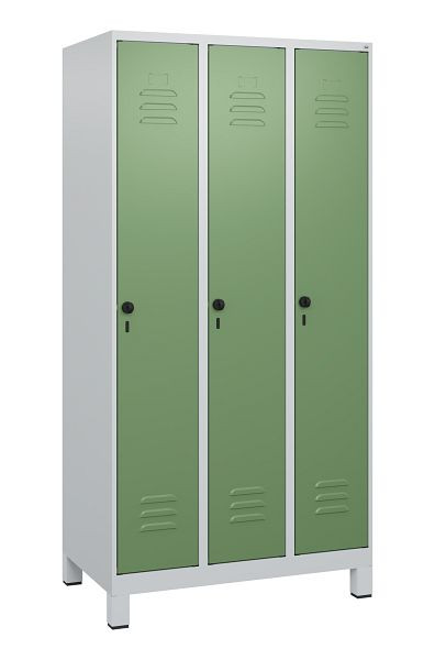 C+P Umkleidespind Classic PLUS, Füße, 3 Abteile, 1800x900x500mm, 7035/6011, Drehriegel, 0800107-30 S10006