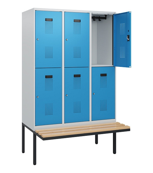 C+P Doppelstock-Spind Evolo PLUS, Bank, 6 Fächer, 1950x1200x815mm, 7035/5012, Zylinderschloss, Sitzfläche Buche-Hartholz, 0493405-32 S10031